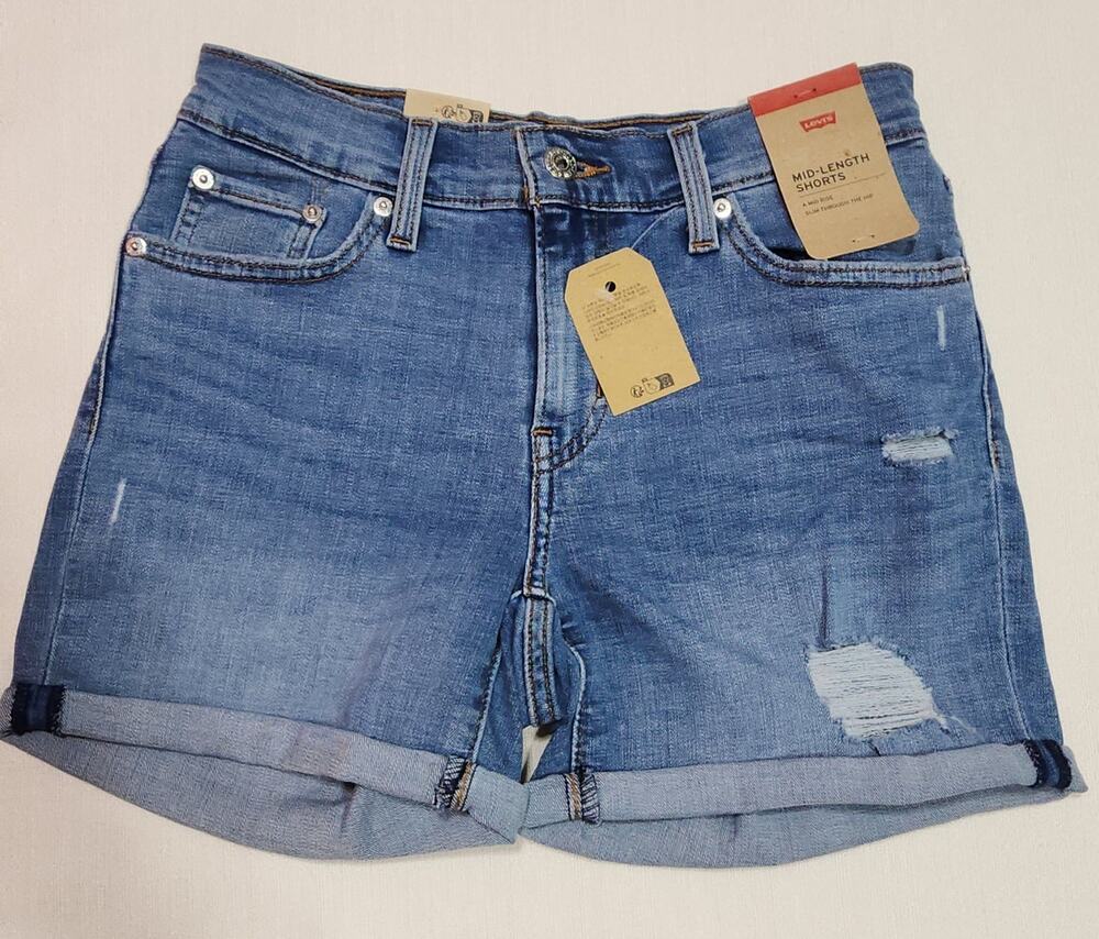 Levi's Mid-length shorts W26'' x L13''